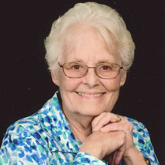Avina, Marjorie
